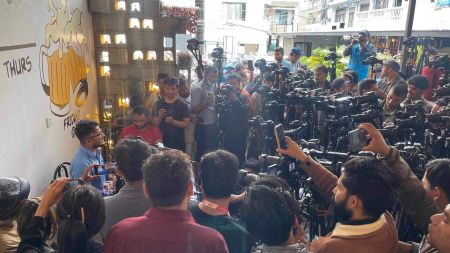 सभापति लामिछाने अप्ठ्यारोमा: ढकालको आरोपले पार्टीमा तरङ्ग