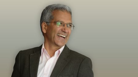 चितवनबाट रविन्द्रले दिए बाबुरामलाई दनक