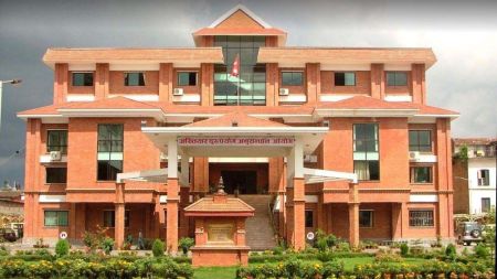 ध्रुवप्रसाद सापकोटा घुस रकमसहित पक्राउ, विशेष अदालतमा मुद्दा दायर