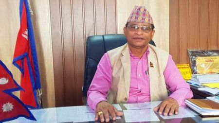 एमालेको झोक: पूर्वमन्त्री कृष्णराज र छोरा भीष्मराजलाई निष्कासन