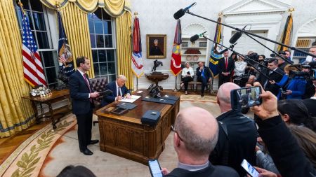 डोनाल्ड ट्रम्पको दाबी: राष्ट्रपति भएको पहिलो दिनमै रुस-युक्रेन युद्ध रोक्ने प्रयासको सङ्केत