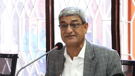 प्रहरीलाई गोली हान्ने आदेश हाम्रो होइन-पूर्वगृहमन्त्री रमेश लेखकको स्पष्टोक्ति!