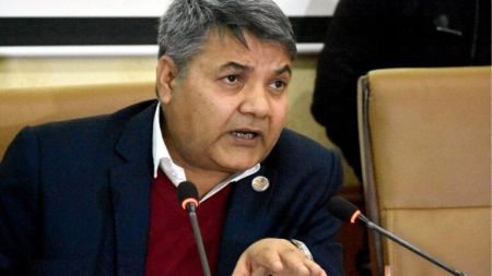 चार प्रधानमन्त्री फेरिए, तर पनि भौतिकमन्त्रीको कानमा बतास परेन:नेकपा प्रतिनिधि सभा सदस्य