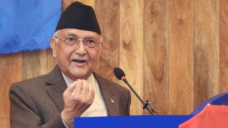 प्रचण्डको बैठकमा रास्वपा सामेल भएपछि ओलीको प्रश्न- ‘मान्छे मारेर थकित तत्त्वहरूको पसिना पुछ्न किन जानुपर्‍यो?’