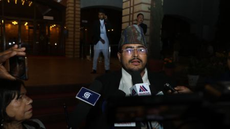 ‘भारतीय सेनाको अडिटर’ ज्ञानेन्द्र शाहीको छन्दमा आक्रोश: दिल्लीमा बाबुराम, निशाना कता?