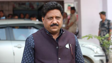 नेपालका प्रहरीलाई ‘गुण्डा’ भन्ने जसपा नेता भारतमा शरण खोज्दै!