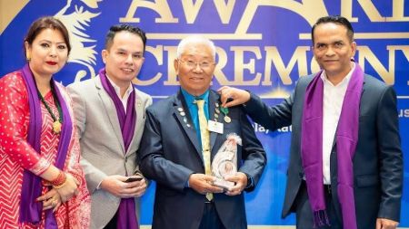 गर्भनर विश्वनाथ पौडेलद्वारा तिब्बती शरणार्थीलाई सम्मान, चिनियाँ राजदूत हेरेको हेर्यै