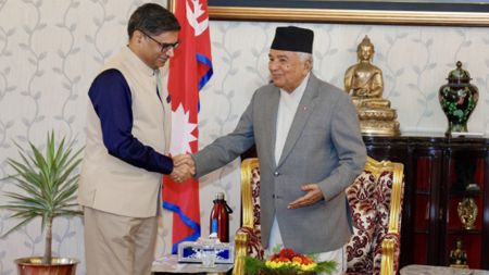 भारत–नेपाल सम्बन्धमा नयाँ अध्याय: राष्ट्रपति र मिस्रीबीच आत्मीय संवाद