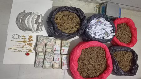 पर्सामा चोरी र लागुऔषध अभियोगमा एक युवक पक्राउ, लाखौं नगद र गाँजा बरामद