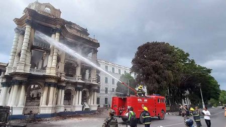जेनजी आन्दोलनपछि सिंहदरबारमा सुनसान वातावरण, धेरै मन्त्रालय क्षतिग्रस्त!