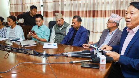 नेफिनसहित ६७ आदिवासी संघ संस्थाद्वारा अन्तरिम मन्त्रिपरिषद् समावेशी विस्तार र संवैधानिक परिमार्जनको माग!