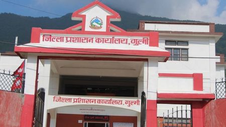 गुल्मीमा दमकल खरिदका निर्णय कार्यान्वयनविहीन, १२ स्थानीय तहमध्ये रेसुङ्गामा मात्र एक!