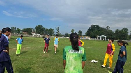 अभावबीच पनि शुक्लाफाँटा क्रिकेट खेलाडीको निरन्तर अभ्यास!