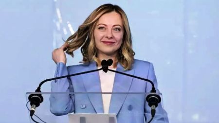 फिचले इटालीको ऋण रेटिङ ‘बिबीबी’ बाट ‘बिबीबी प्लस’ मा उकास्यो!