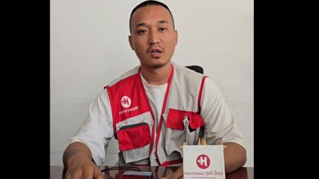 जेन-जी प्रदर्शनमा कमान्डो जस्तो पोशाकमा देखिएका युवक स्वयंसेवक भएको स्पष्ट