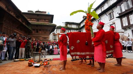 आश्विन शुक्ल सप्तमी : आज देशभर फूलपाती भित्र्याइँदै