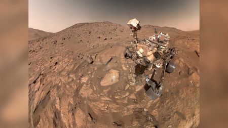 मंगल ग्रहमा प्राचीन जीवनका सम्भावित संकेत भेटियो!