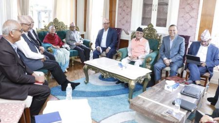 गुण्डुमा एमाले सचिवालय बैठक, महाधिवेशन र नेतृत्व हस्तान्तरणबारे छलफल