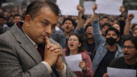 गगन थापाको निर्णयले Gen-Z लाई चोट: परिवर्तनको नाममा पुरानै राजनीति